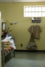 Movie poster: Orange Is the New Black Season 2 Episode 5