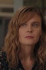 Movie poster: Devil in Ohio Season 1 Episode 8