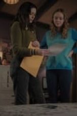 Movie poster: Devil in Ohio Season 1 Episode 4